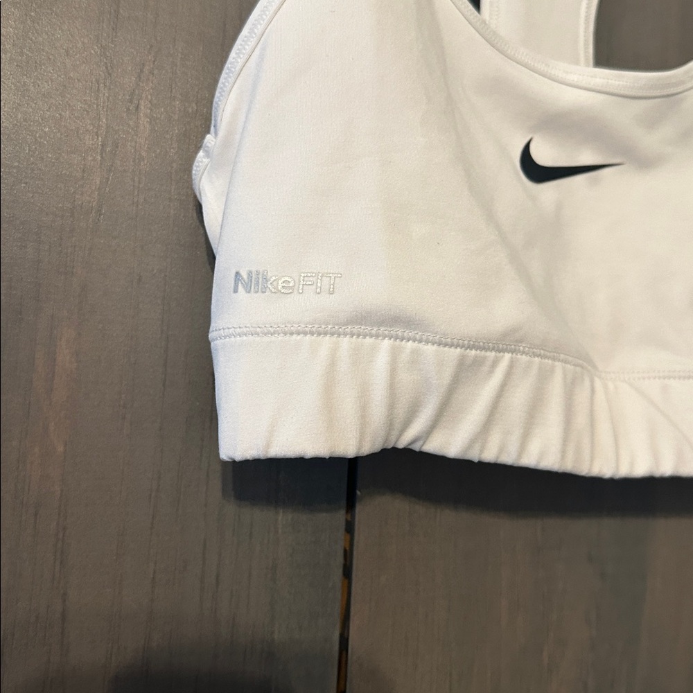 Nike Women's White Sports Bra - Picture 3 of 6